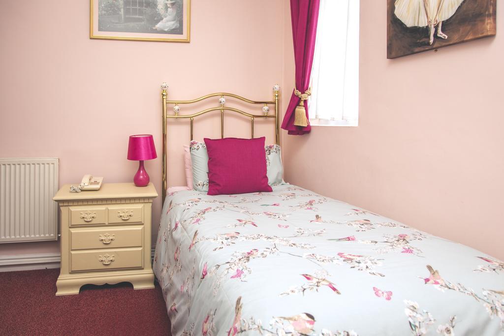 The Bell Hotel Winslow Екстер'єр фото